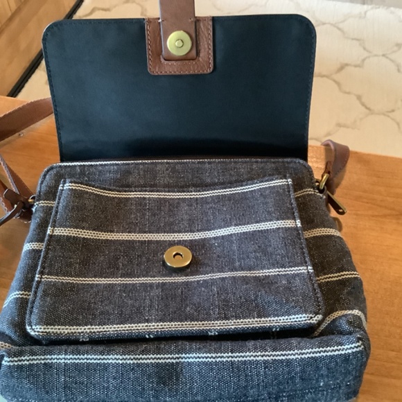 Fosssil Dark Navy and Tan Stripe Crossbody with Leather Trim - Picture 2 of 4